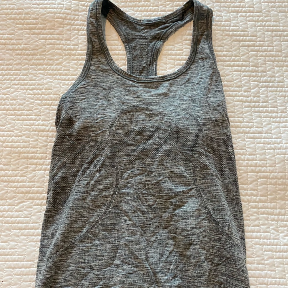 Lululemon classic tank